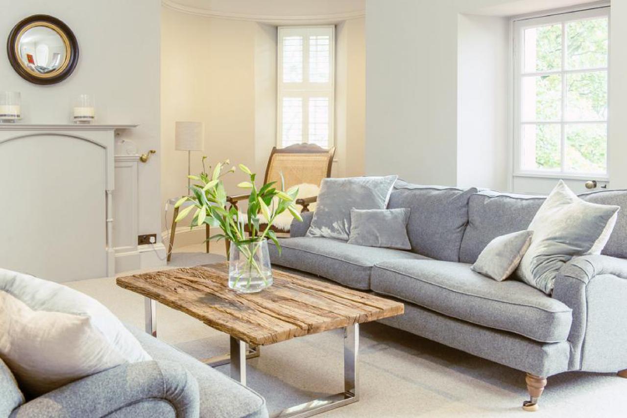 Ramsay Gardens - Grand 4-Bedroom Apartment Next To Castle Единбург Екстер'єр фото